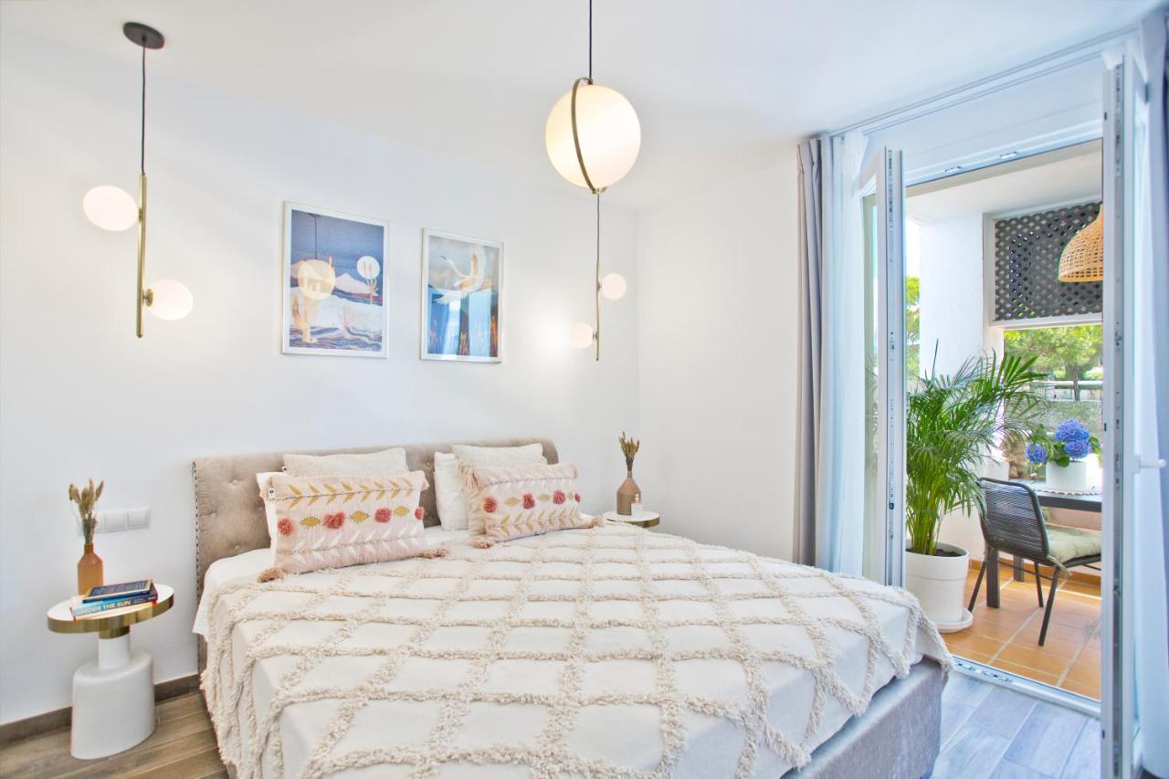 Beachfront Luxury Complex With Tropical Gardens & Pools Marbella Zewnętrze zdjęcie