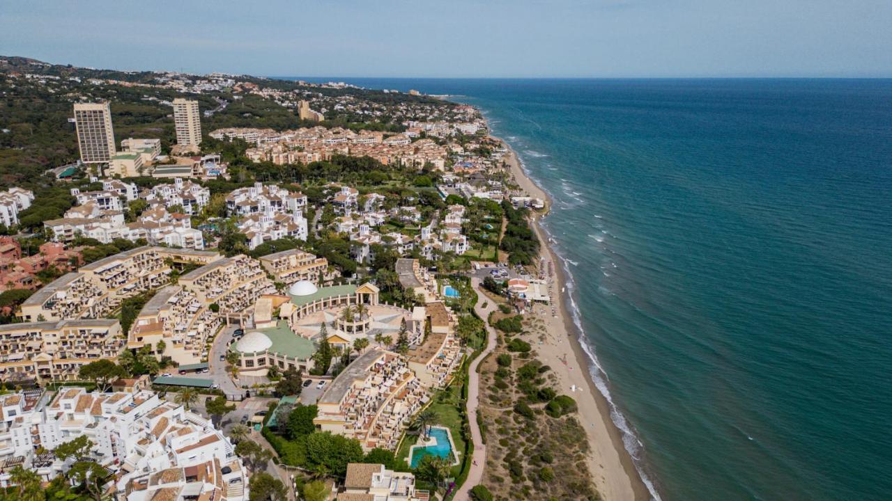 Beachfront Luxury Complex With Tropical Gardens & Pools Marbella Zewnętrze zdjęcie