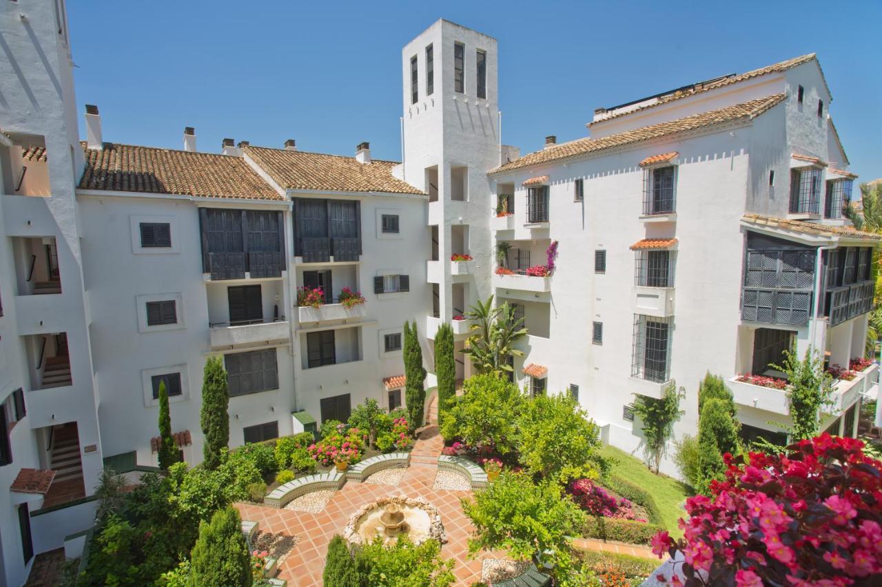 Beachfront Luxury Complex With Tropical Gardens & Pools Marbella Zewnętrze zdjęcie